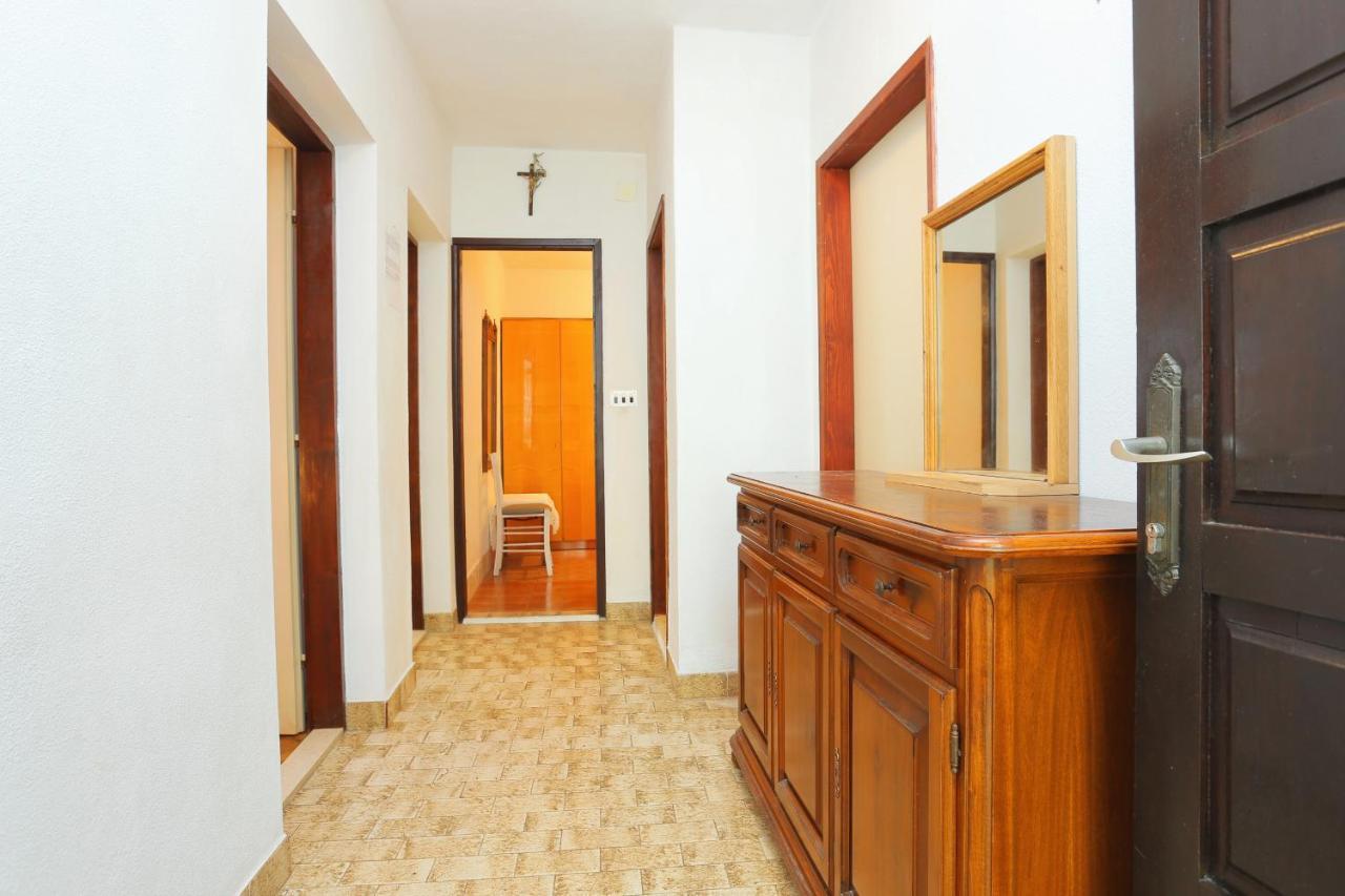 Apartments By The Sea Okrug Gornji, Ciovo - 1069 Trogir Eksteriør billede