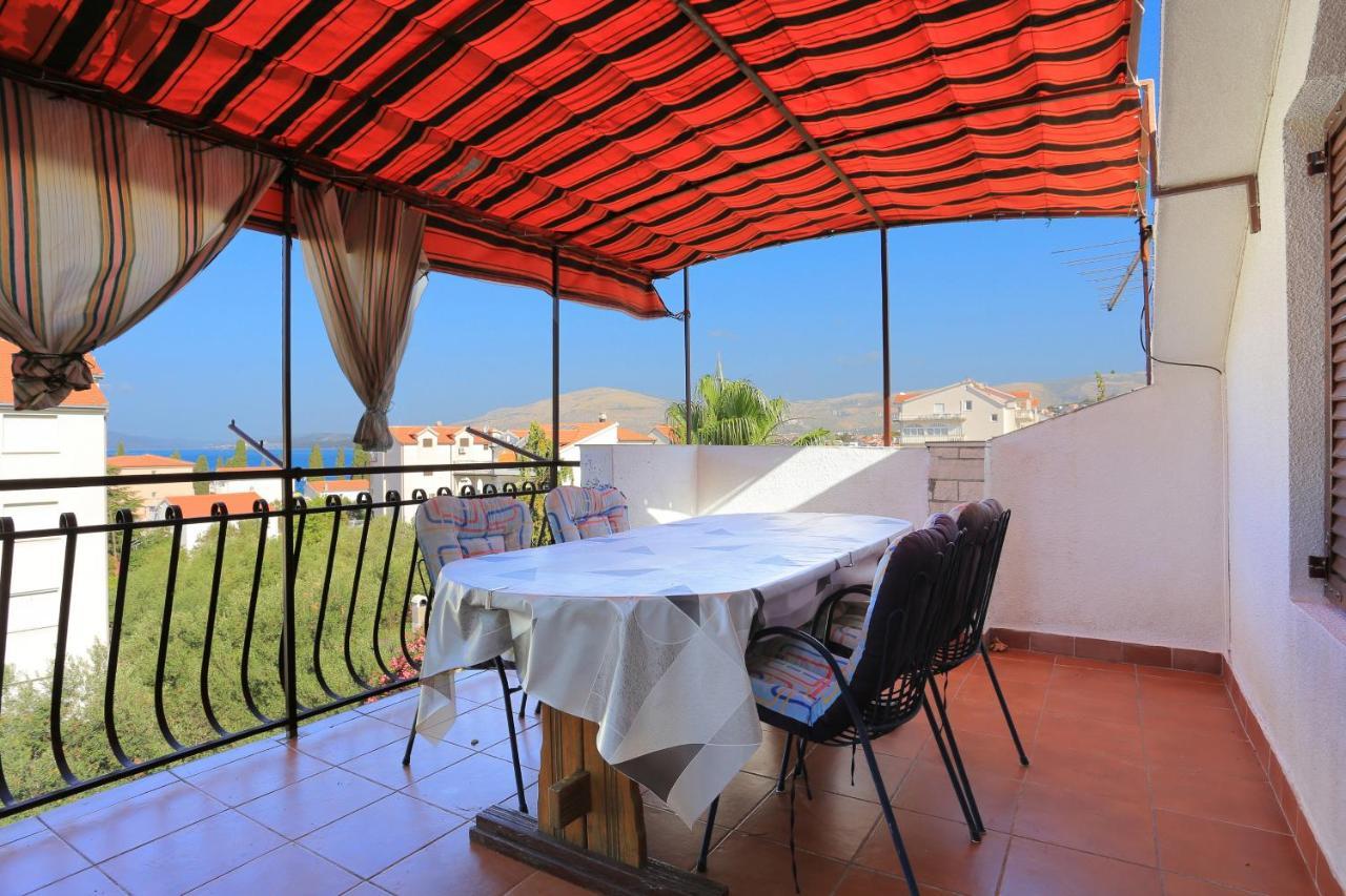 Apartments By The Sea Okrug Gornji, Ciovo - 1069 Trogir Eksteriør billede